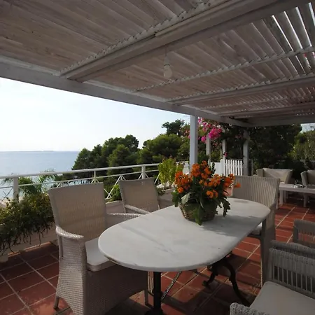 Stavento Apartment *