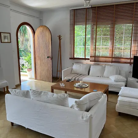 Stavento דירה ארגוסטולי