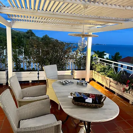 Stavento Lejlighed *